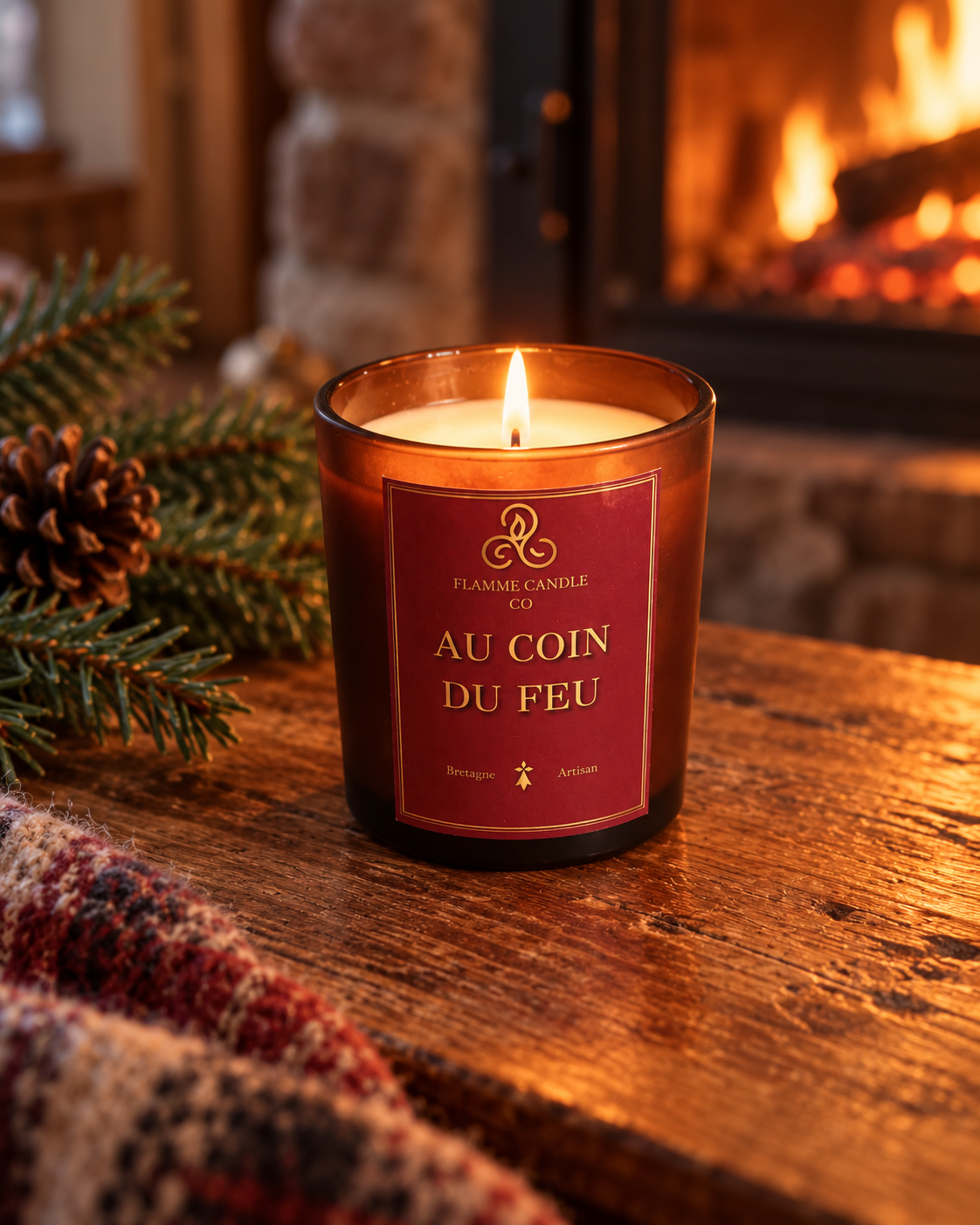 Au Coin du Feu - Bougie coco-soja et fondants de soja parfumés boisés et épicés | Fabriqués en Bretagne