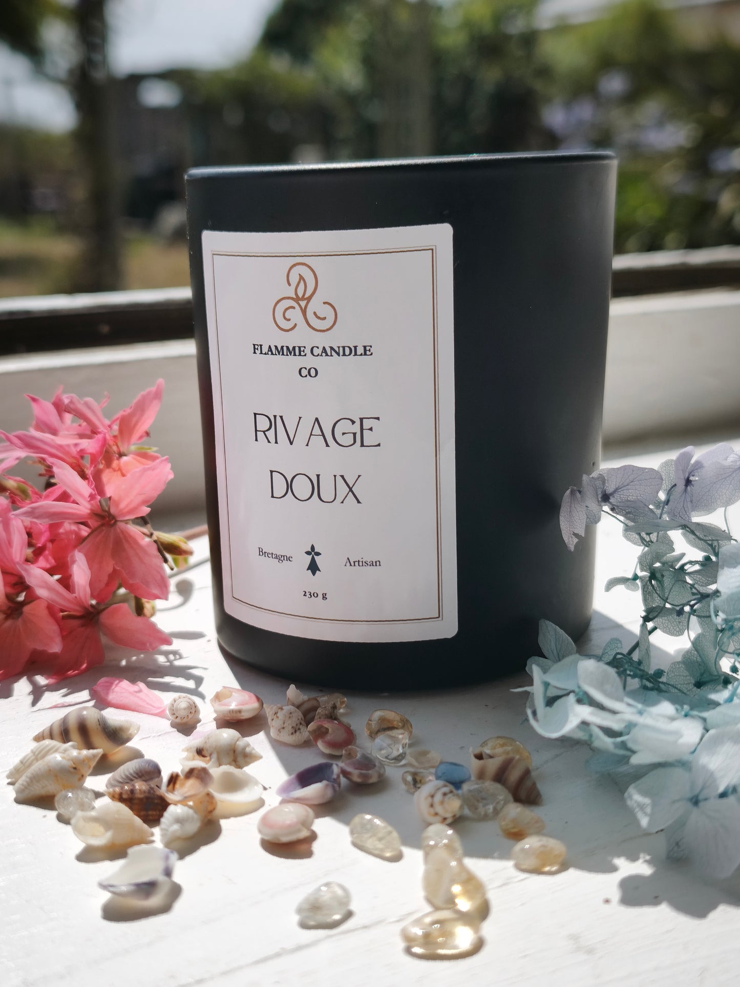 Rivage Doux – Vanilla & Sea Air Coconut Soy Candle, Handmade in Brittany
