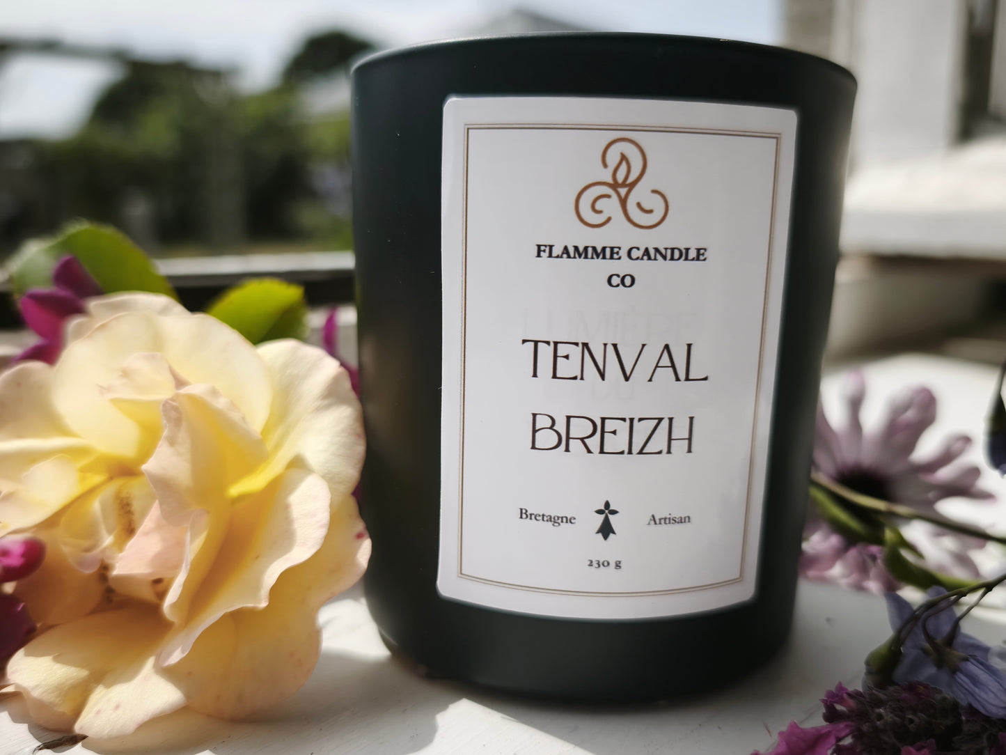 Breton Floral Bundle – Floral Candle & Wax Fondant