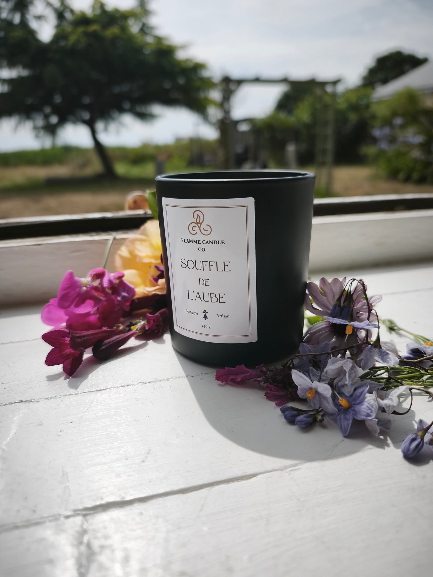 Souffle d'Aube – Cardamom & Saffron Coconut Soy Candle, Handmade in Brittany