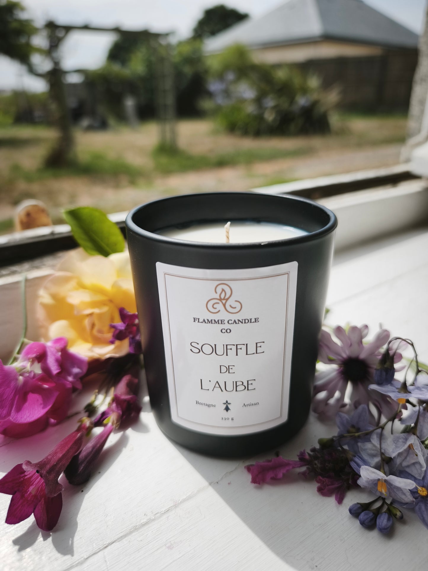 Souffle d'Aube – Cardamom & Saffron Coconut Soy Candle, Handmade in Brittany