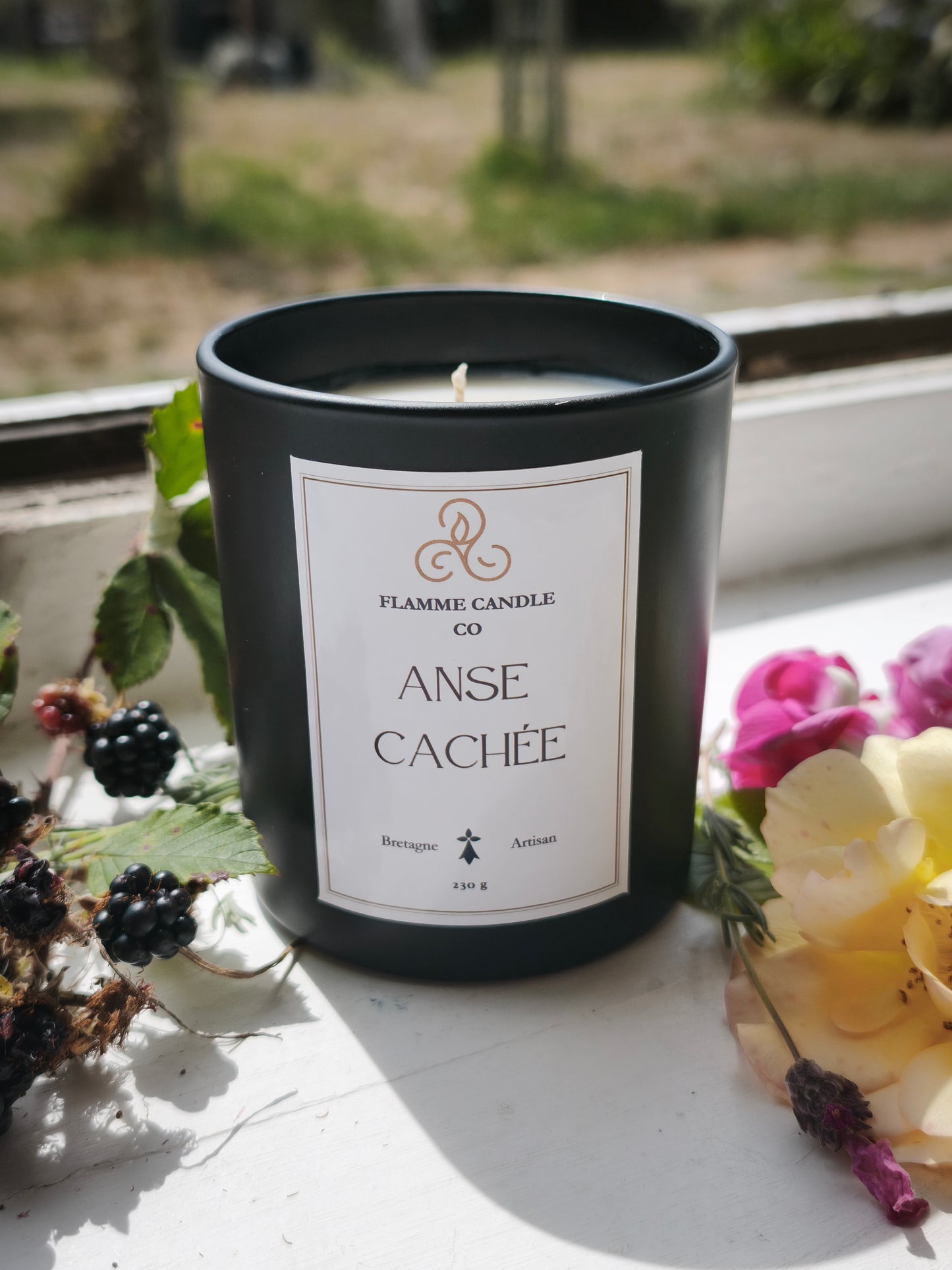 Anse Cachée – Bougie Artisanale Fruitée Coco et Soja