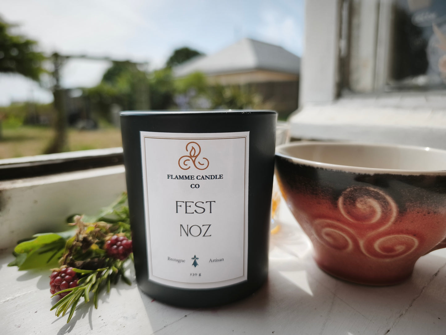 Fest Noz – Incense & Leather Coconut Soy Candle, Handmade in Brittany