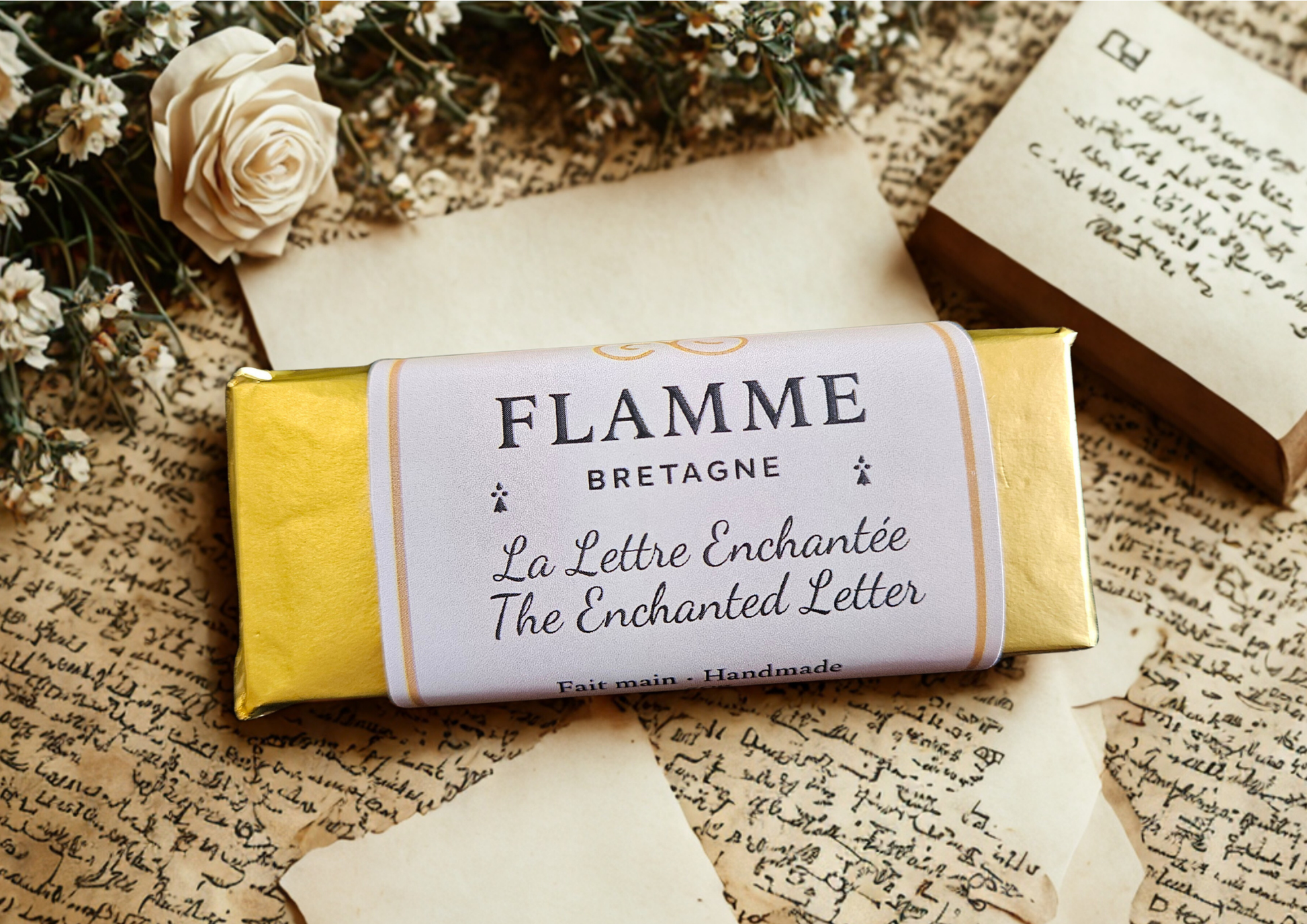 Enchanted Letter / Lettre Enchantée – Wax Snap Bar — general candle; home fragrance, clean candle, minimal décor, bougie artisanale