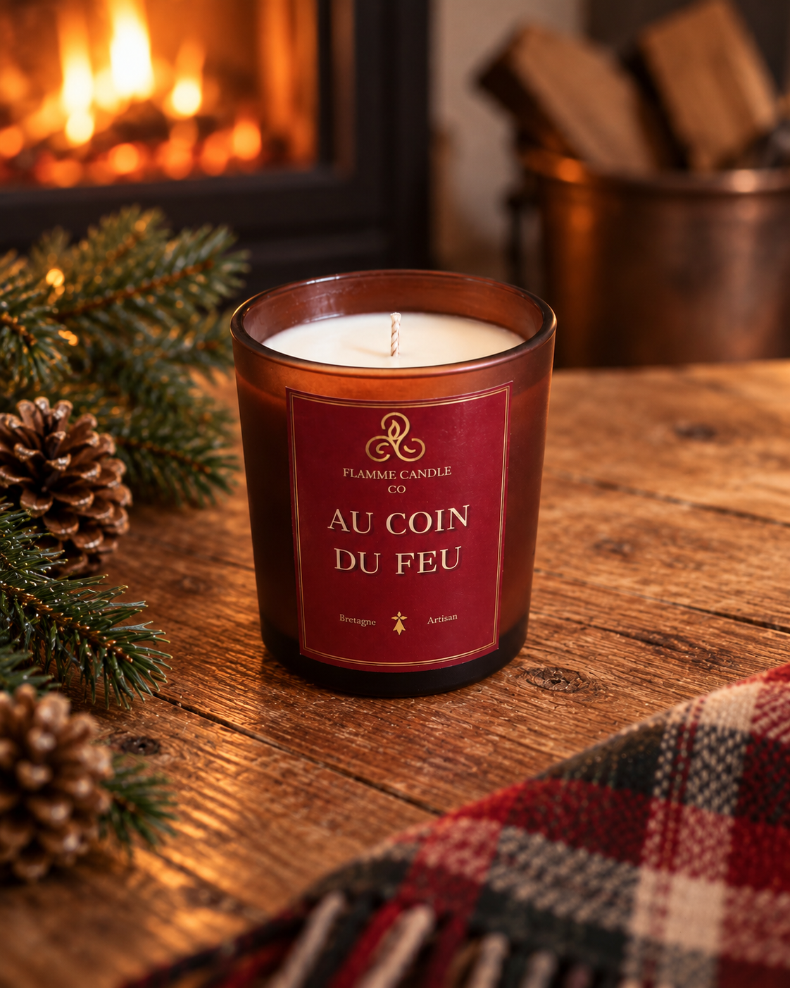 Au Coin du Feu - Bougie coco-soja et fondants de soja parfumés boisés et épicés | Fabriqués en Bretagne