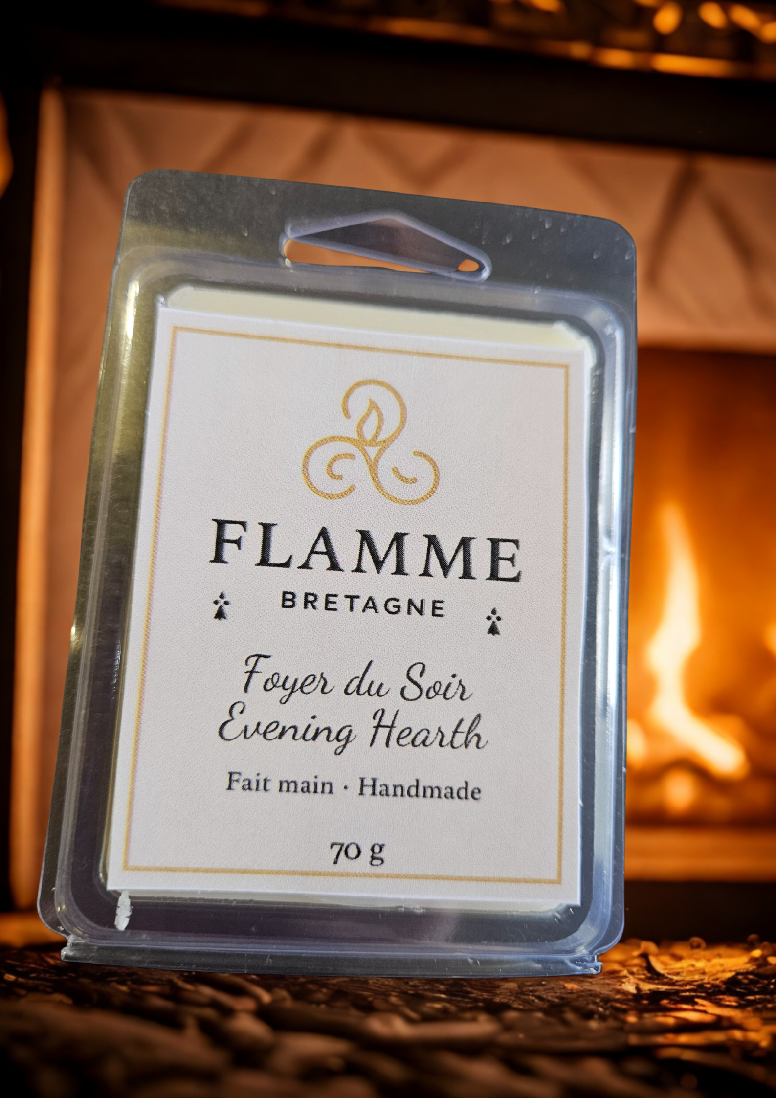 Evening Hearth / Foyer du Soir – Clamshell Wax Melt — general candle; home fragrance, clean candle, minimal décor, bougie artisanale