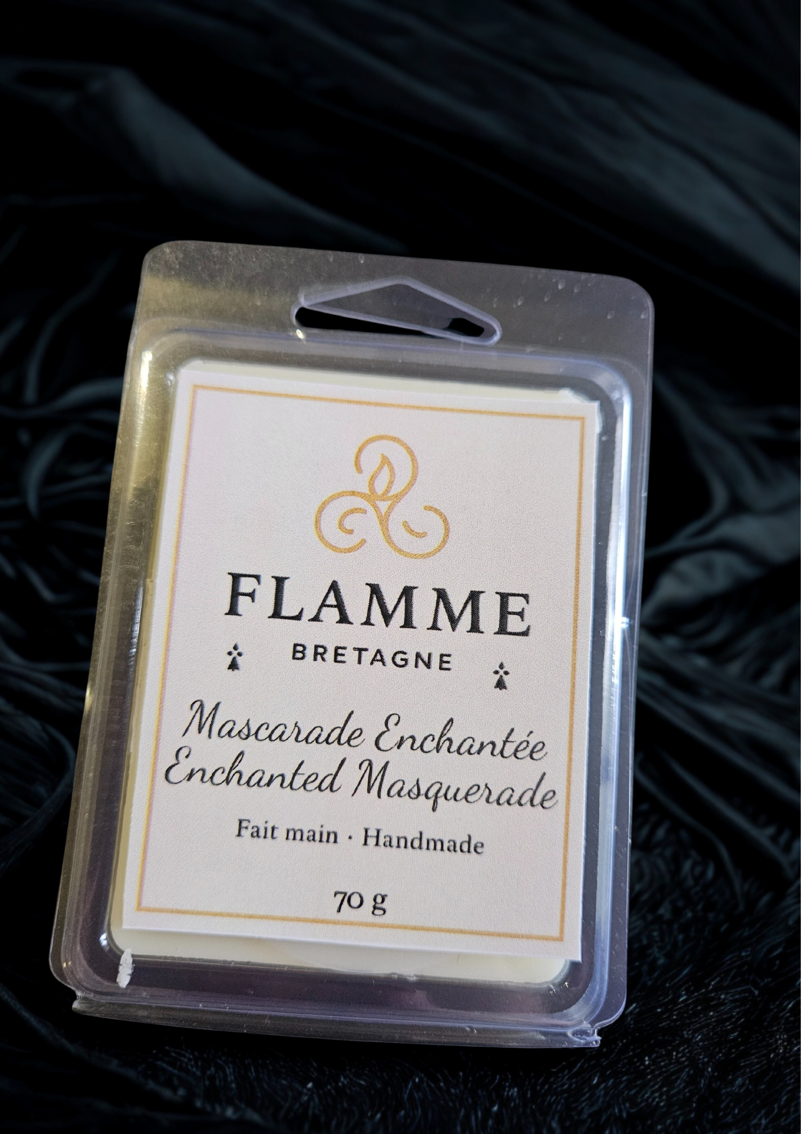 Enchanted Masquerade / Mascarade Enchantée – Clamshell Wax Melt — general candle; home fragrance, clean candle, minimal décor, bougie artisanale