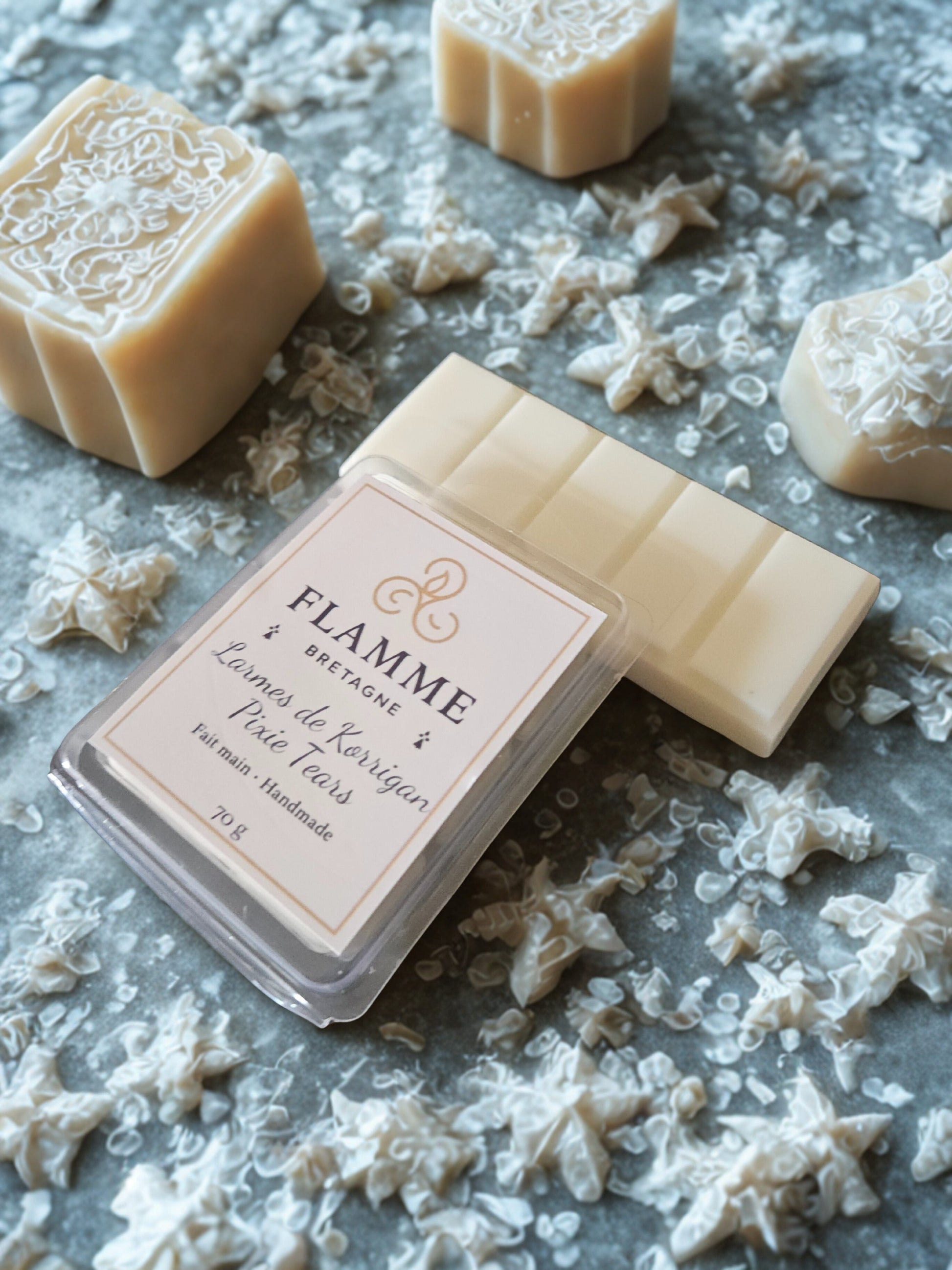 Pixie tears/ Larmes de Korrigan clam shell wax melt Flamme candle co