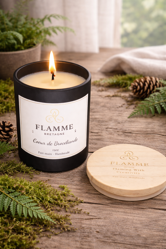 Cœur de Brocéliande – Woody Candle Flamme Candle Co
