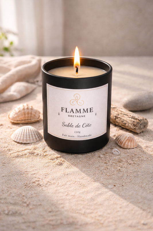 Sable de Côte – Woody Candle Flamme candle co