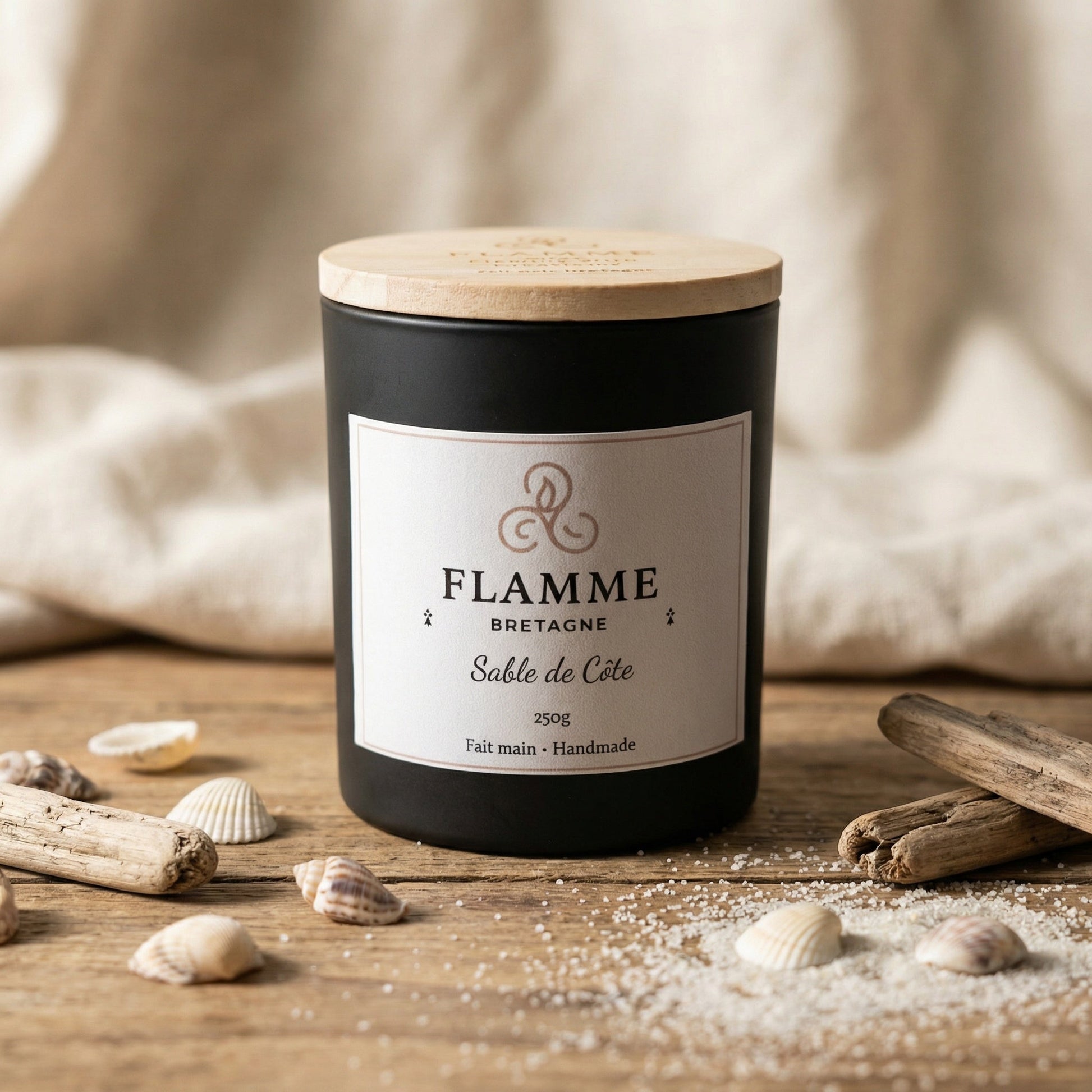 Sable de Côte - Earthy Candle 230g Flamme candle co
